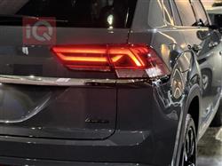 ڤۆڵکسواگن ئەتڵەس کرۆس سپۆرت